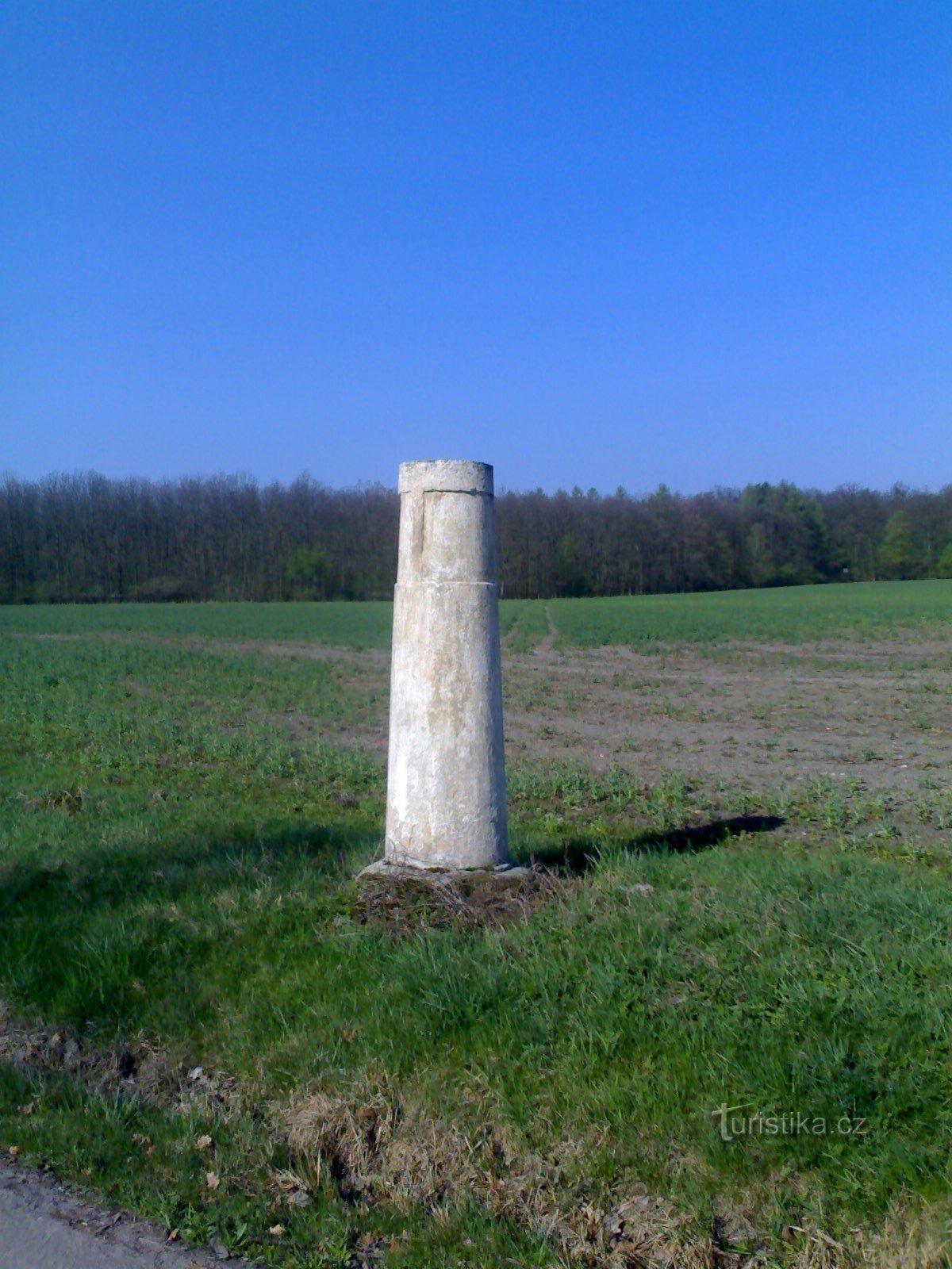 Pyram - placa de pedra