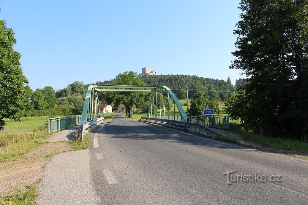 Rabi, vista dal ponte su Otava