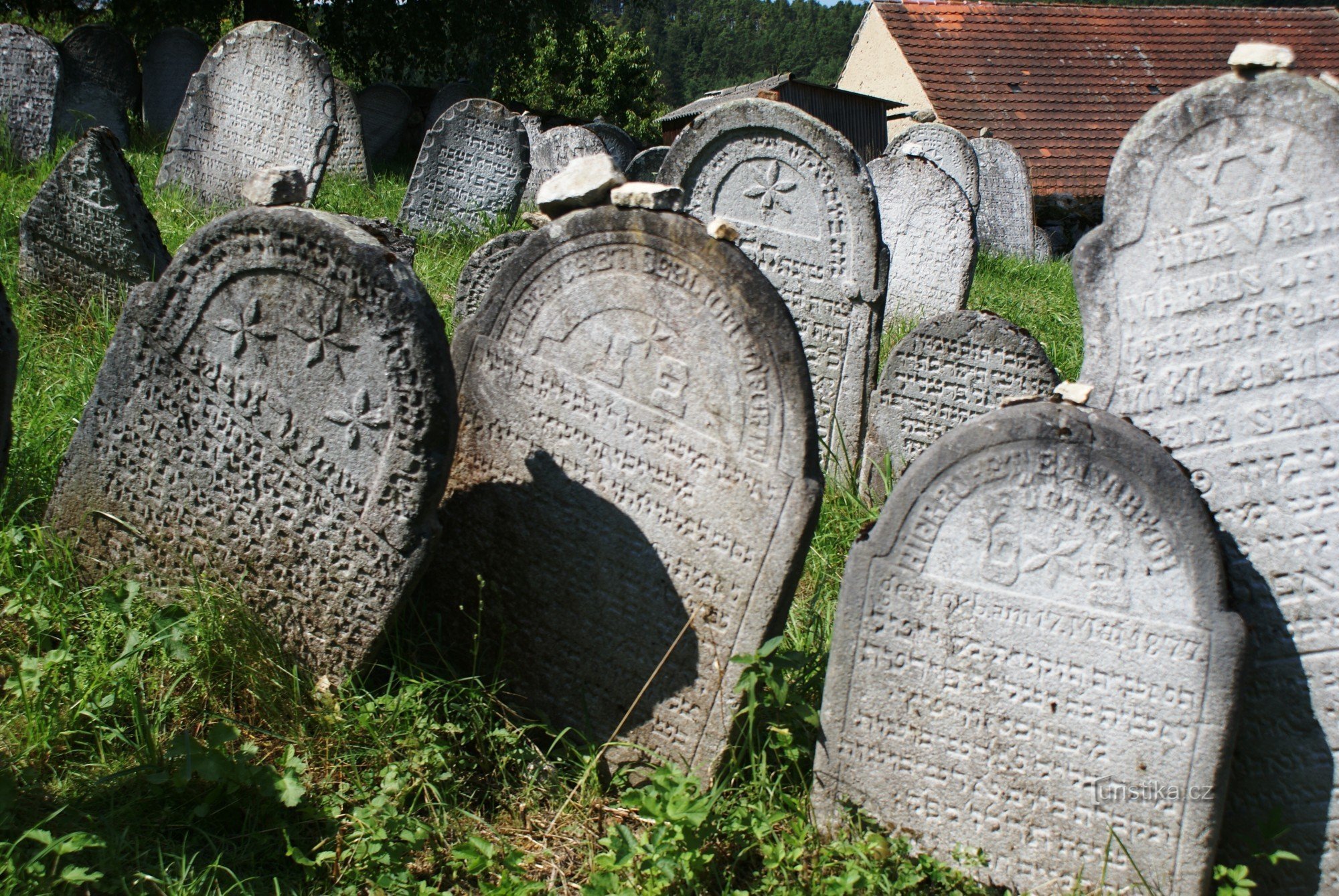 Rabi - cimitir evreiesc