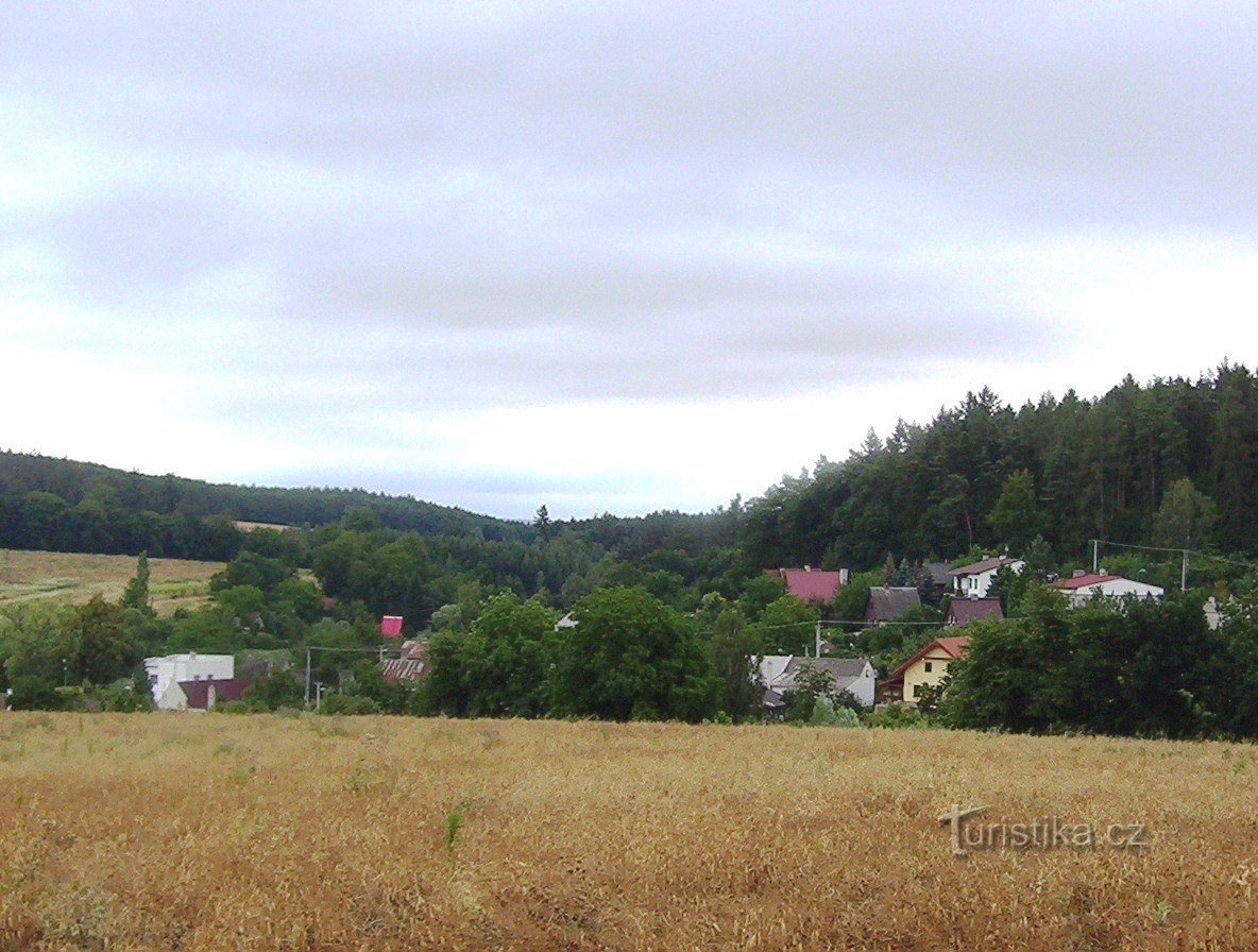 Radíkov-valley to Lošov-Photo: Ulrych Mir.