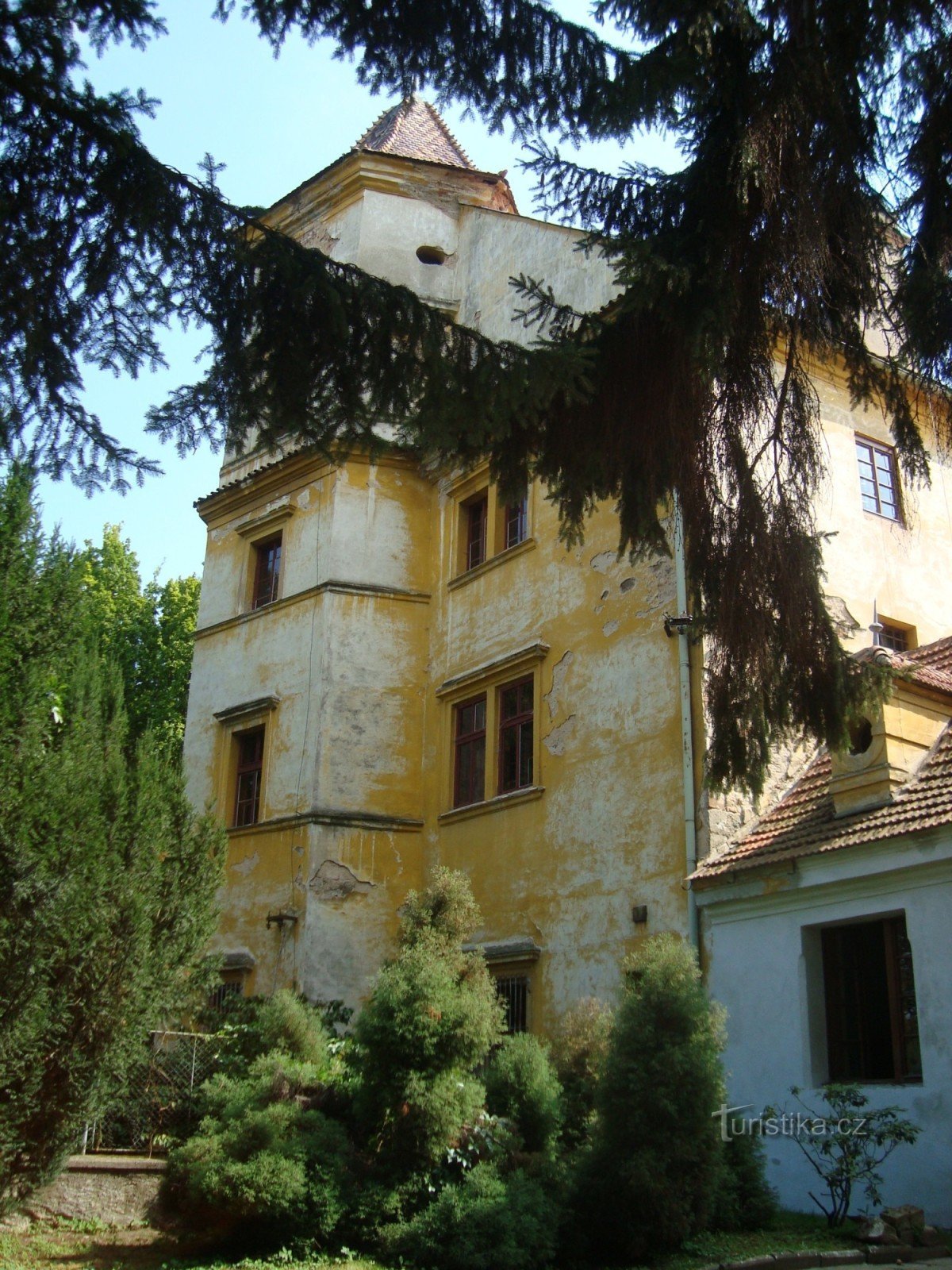 Tour du château de Radim-Photo : Ulrych Mir.