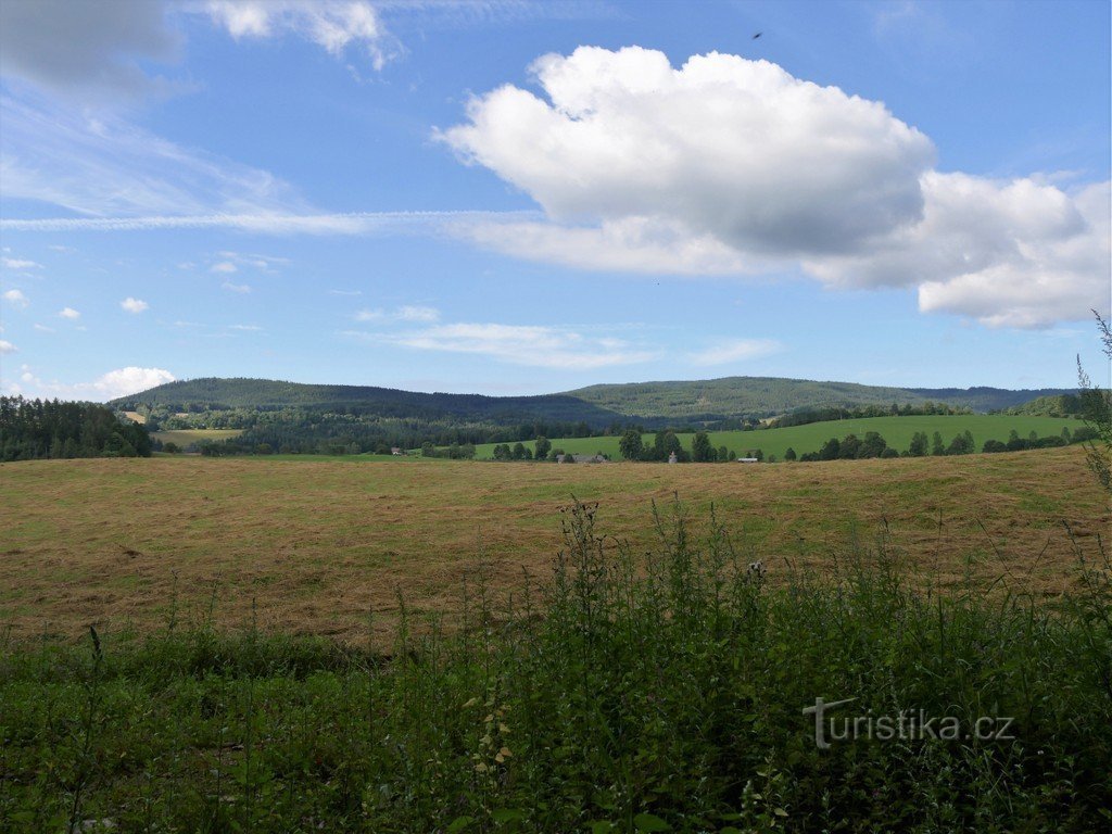 Radkovský vrch og Křemelná fra nord