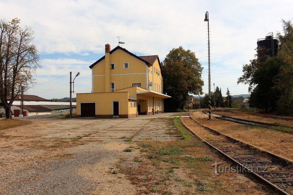 Ratusz, widok ogólny dworca