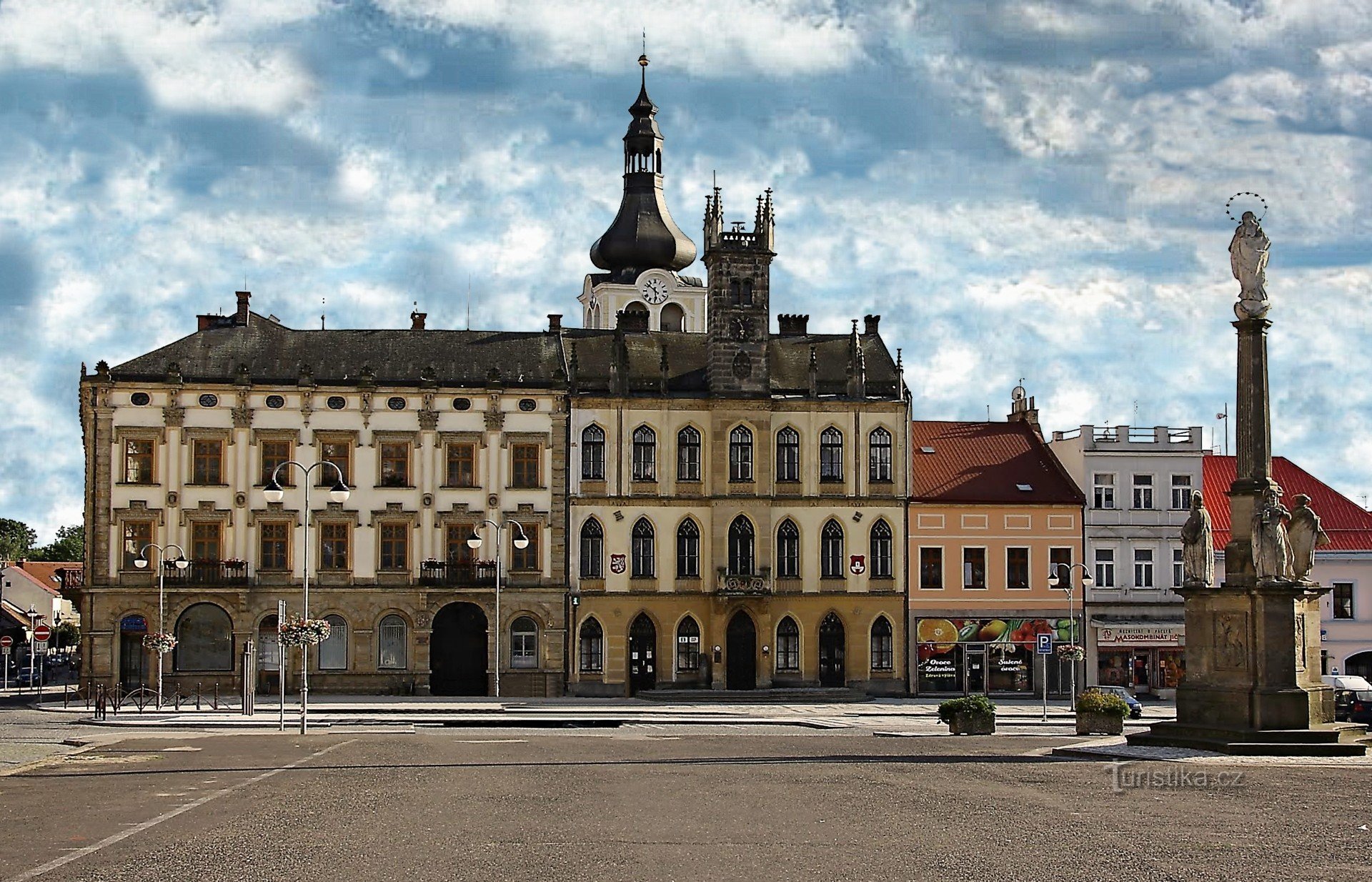 mairie, photo Amadeo