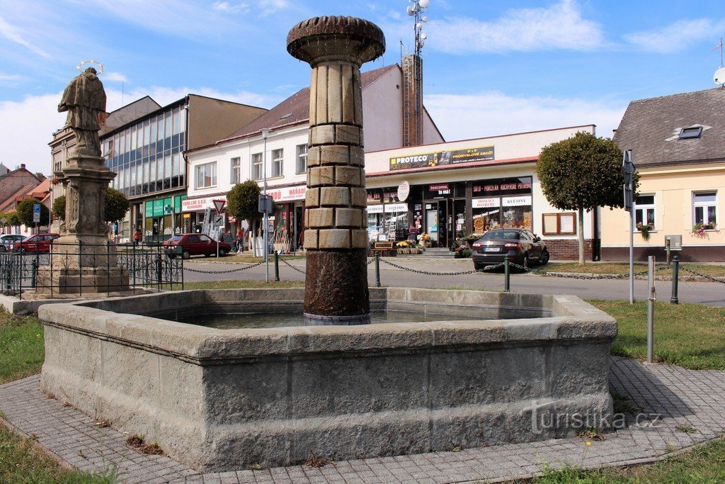 City Hall, fountain on Kašpar Šternberka Square