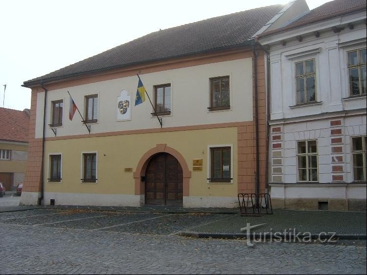 Rathaus - Stadtamt: Wächter des Minderjährigen Johannes IV. Hase aus Hazmburg -