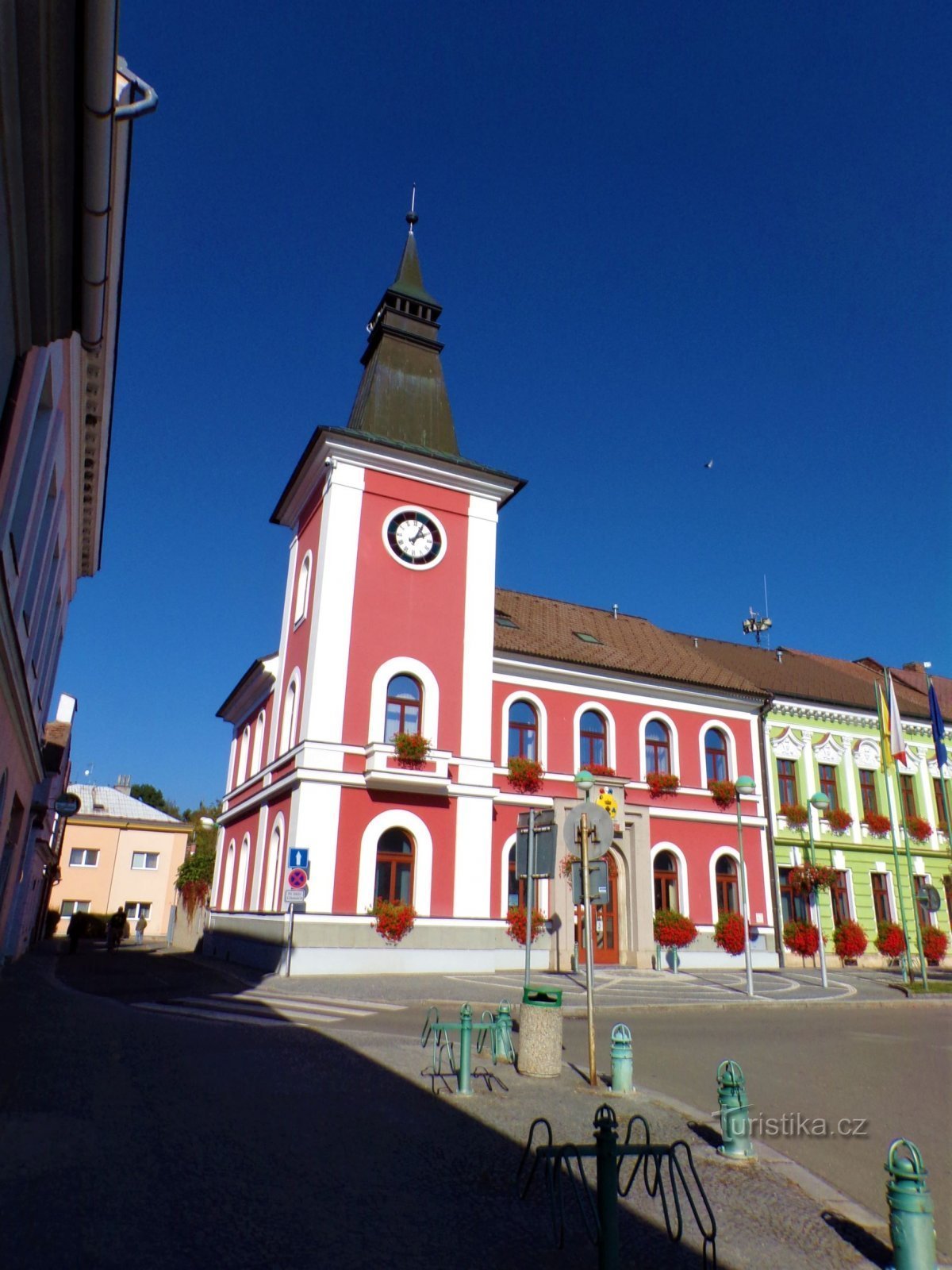 市庁舎 (Třebechovice pod Orebem、10.10.2021 年 XNUMX 月 XNUMX 日)