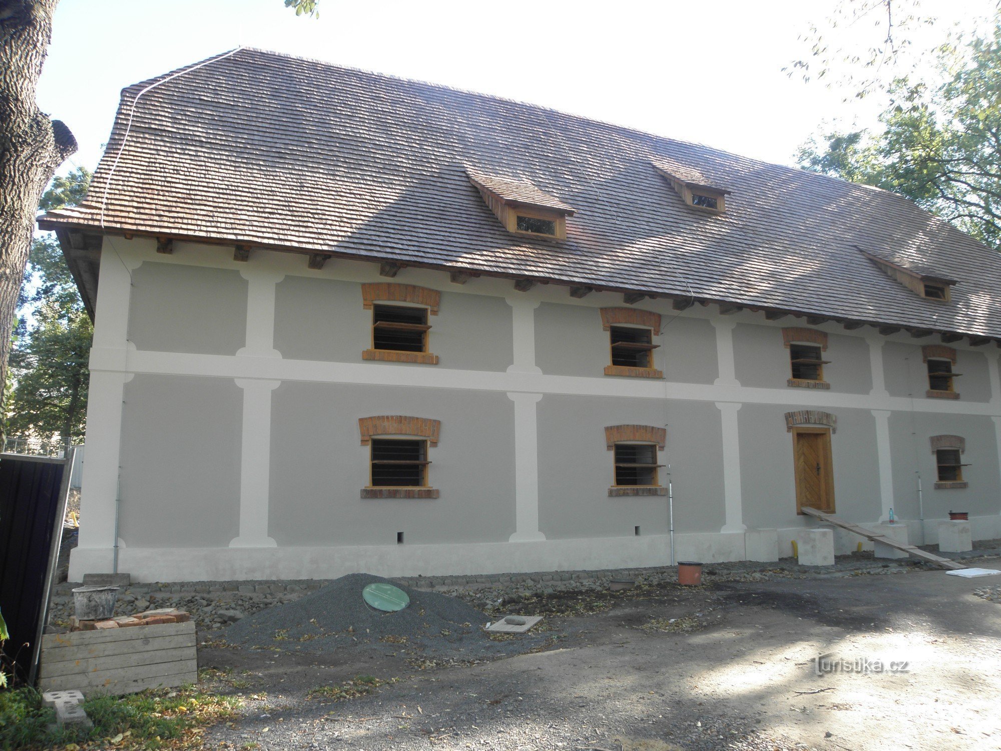 Raduň - castle granary