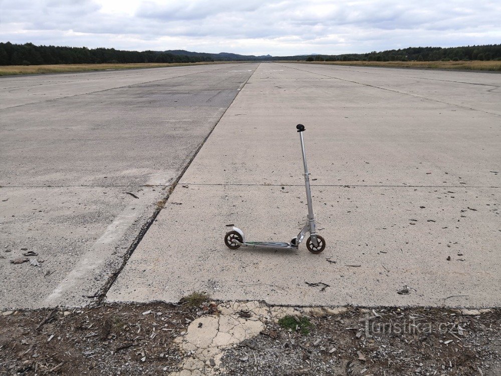 Paraíso de los jugadores de patines - Aeropuerto militar de Hradčany