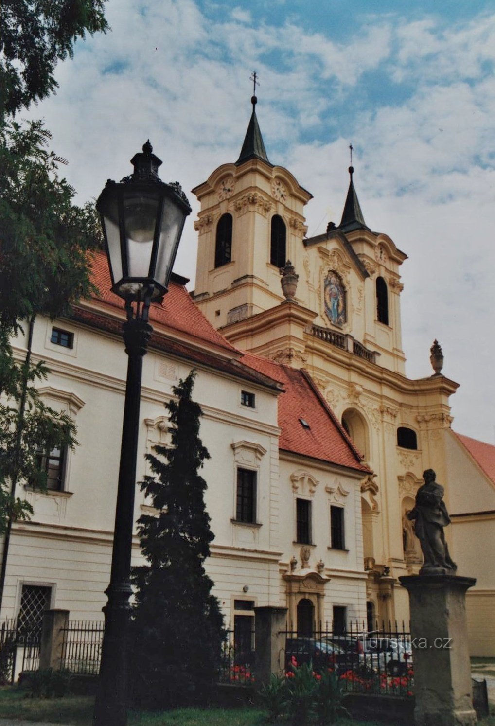 Rajhrad - biserica mănăstirii Sf. Petru și Pavel