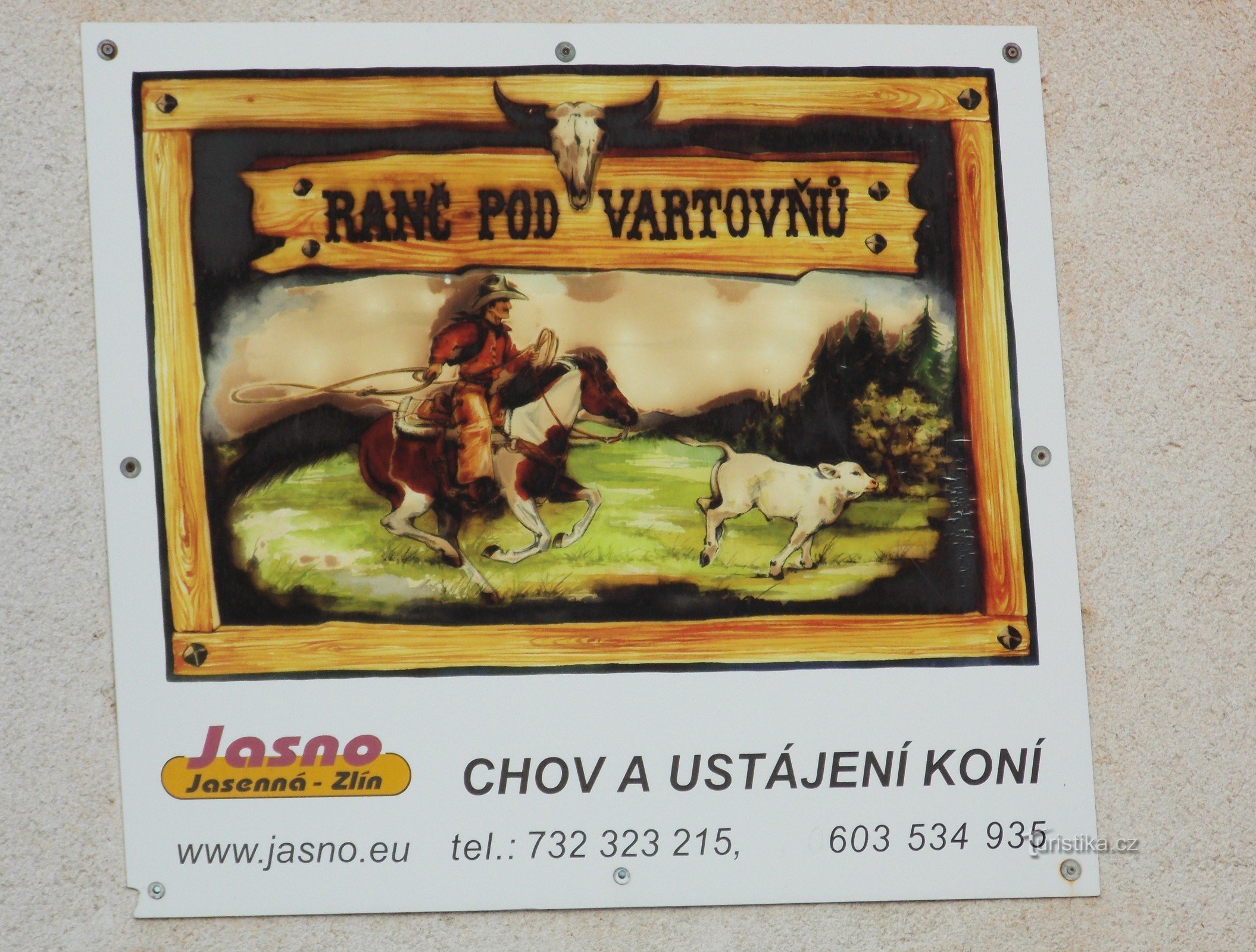 Ranch Vartovňů alatt, Jasenná faluban