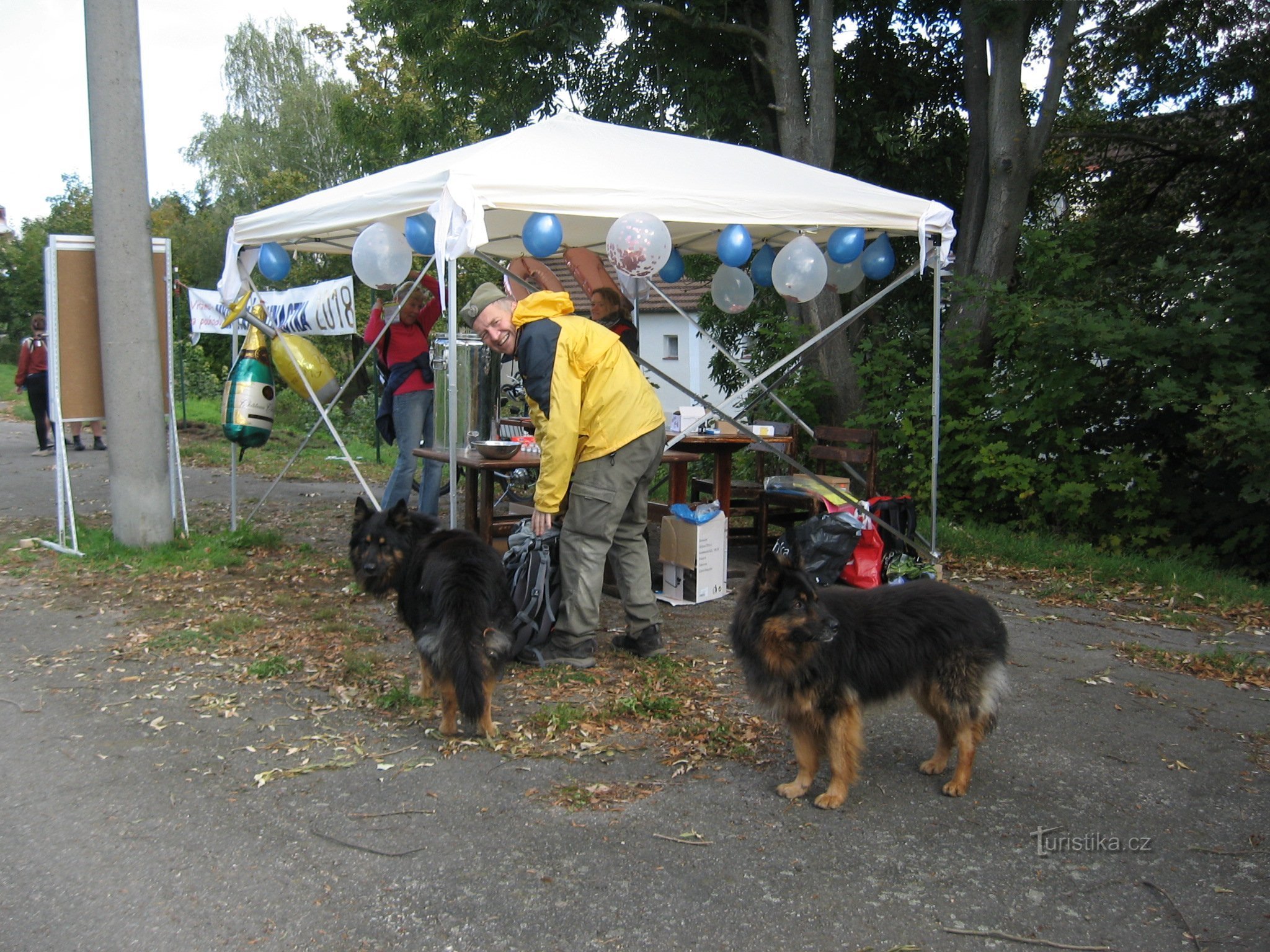 Early bird René Kazda and his walking dogs WUK and Eliáš