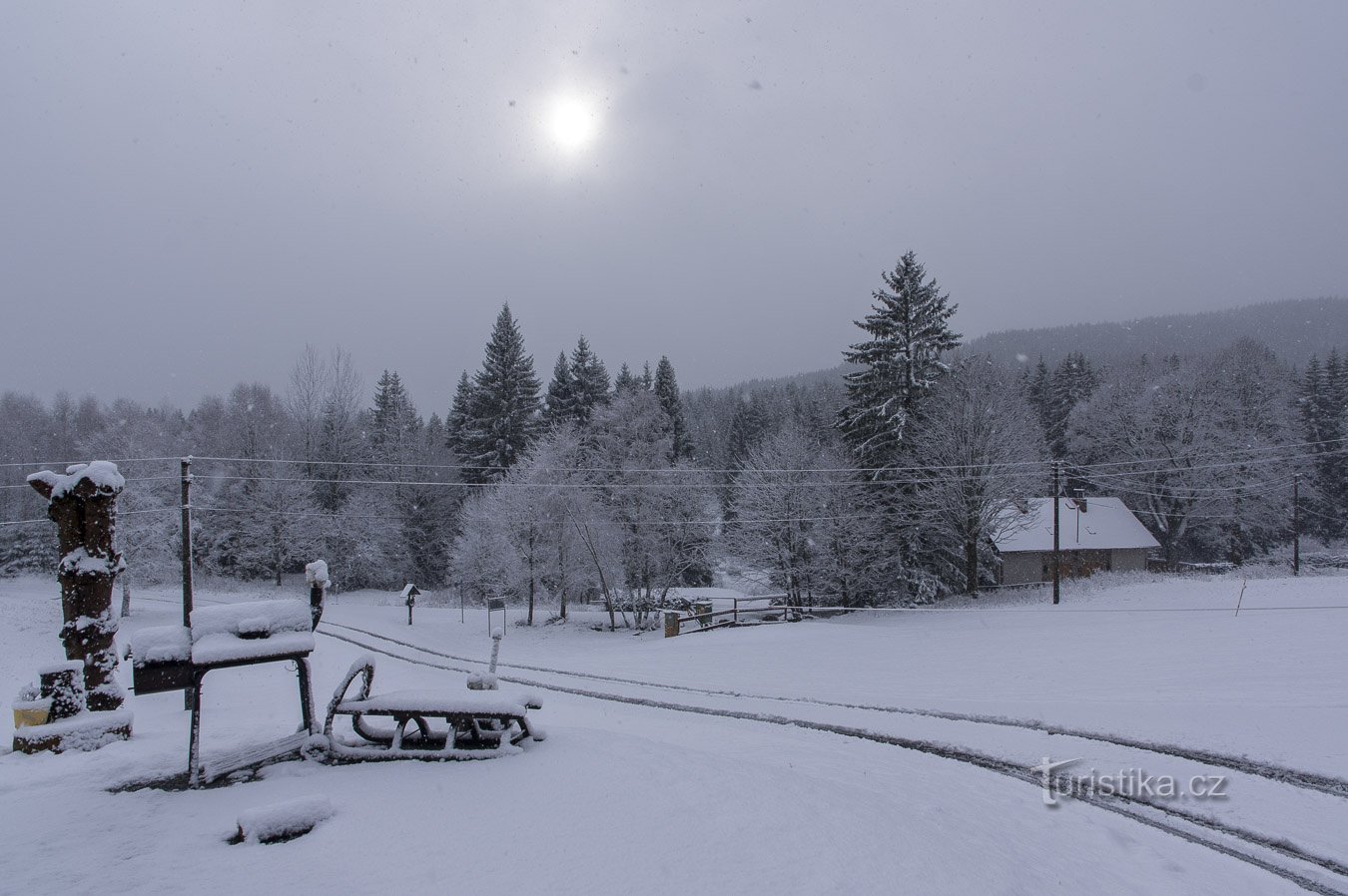 Sole mattutino vicino a Srní