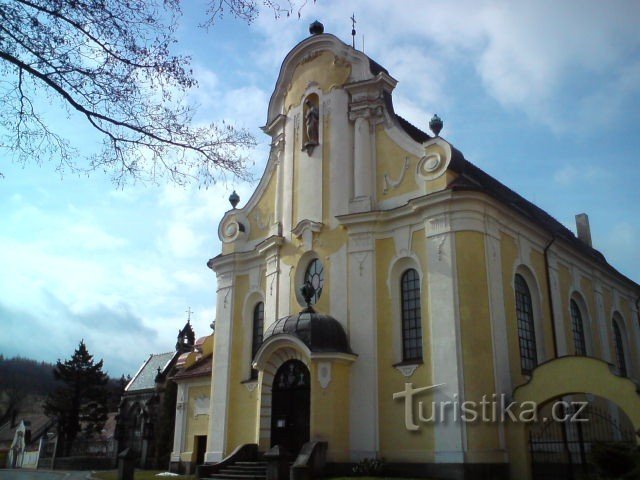 Raspenów, kościół