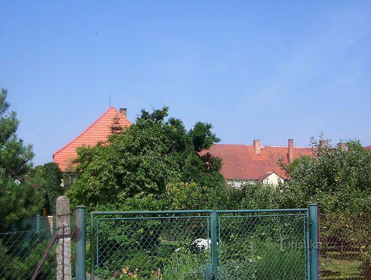 Ratibořský Hory - dvorac s istoka - Fotografija: Ulrych Mir.