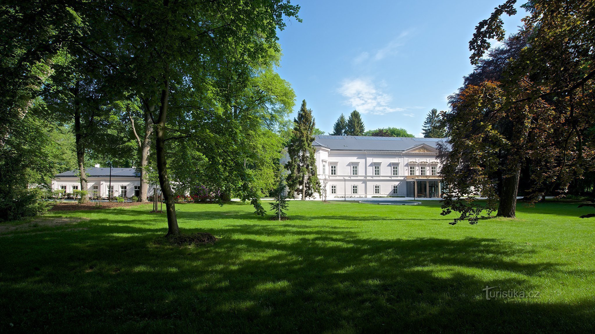 Ratměřice - Castle