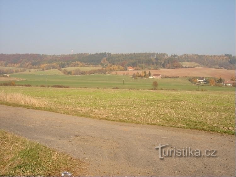 Landskabstræk - Džbán: Džbán er et kalkagtigt plateau rejst af tektonik