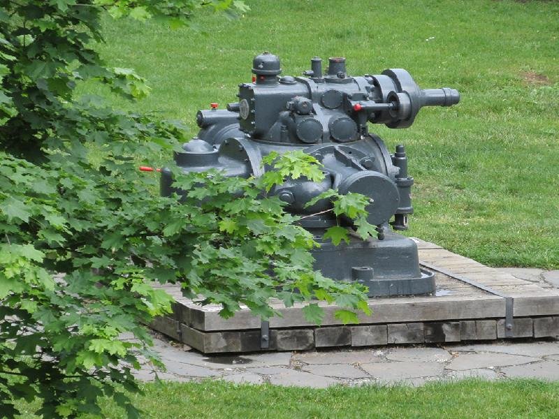 regulátor otáček z Miřejovické elektrárny