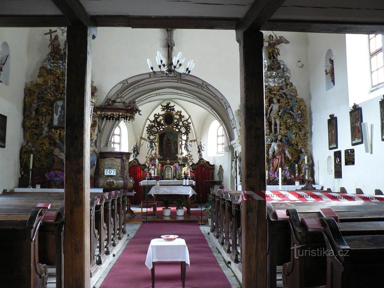Rejštejn，圣彼得教堂的内部。 巴塞洛缪