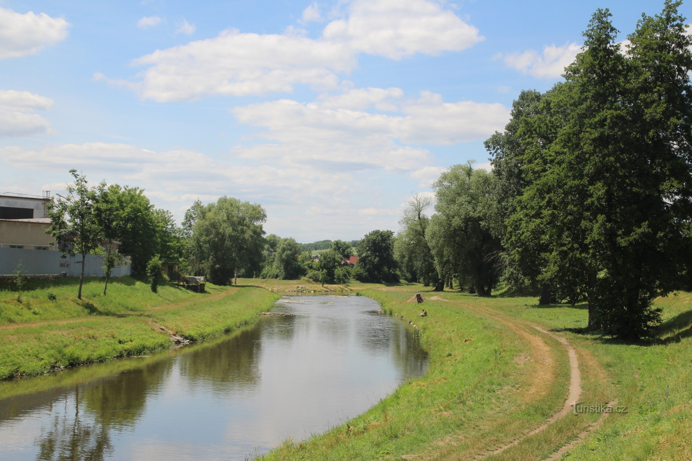 Río Jihlava justo debajo de la confluencia