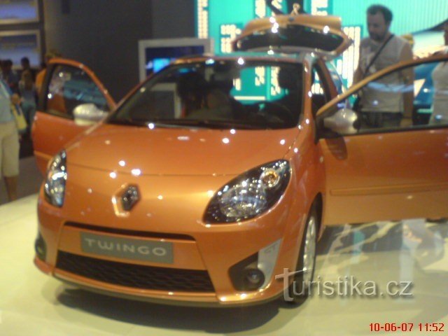 Renault Twingo cho năm 2010