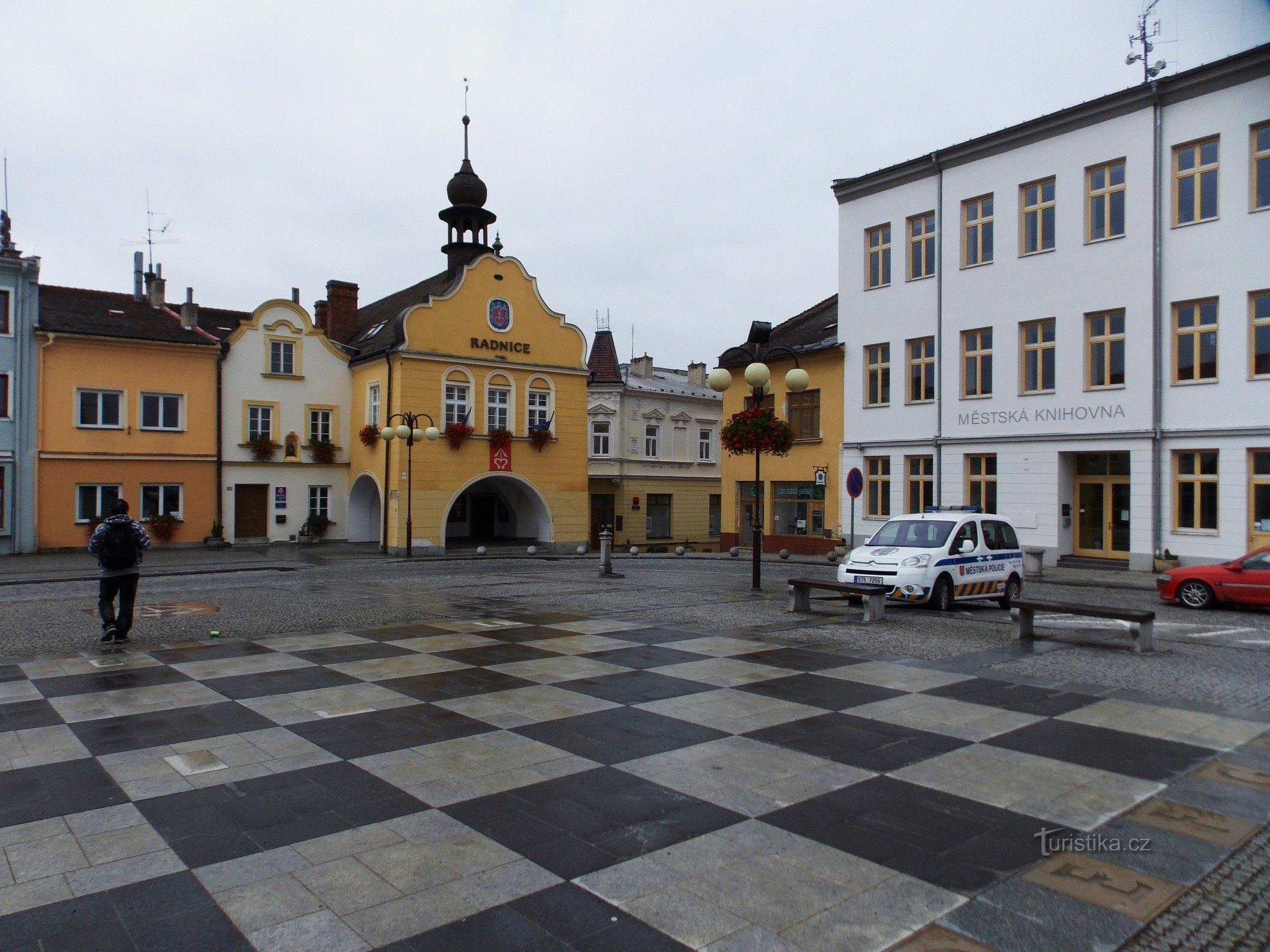 Renessanssinaikainen kaupungintalo Bílovecissa