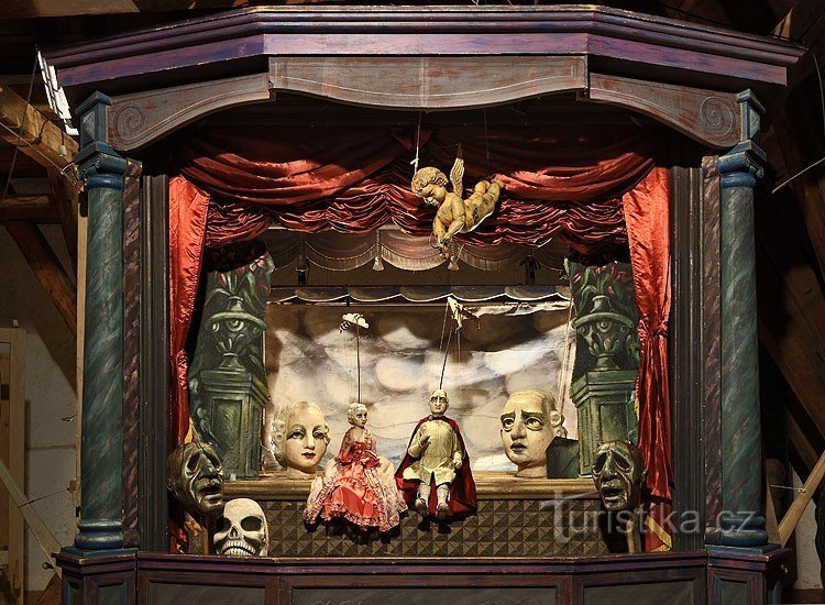 Replika baročnega gledališča v Češkem Krumlovu