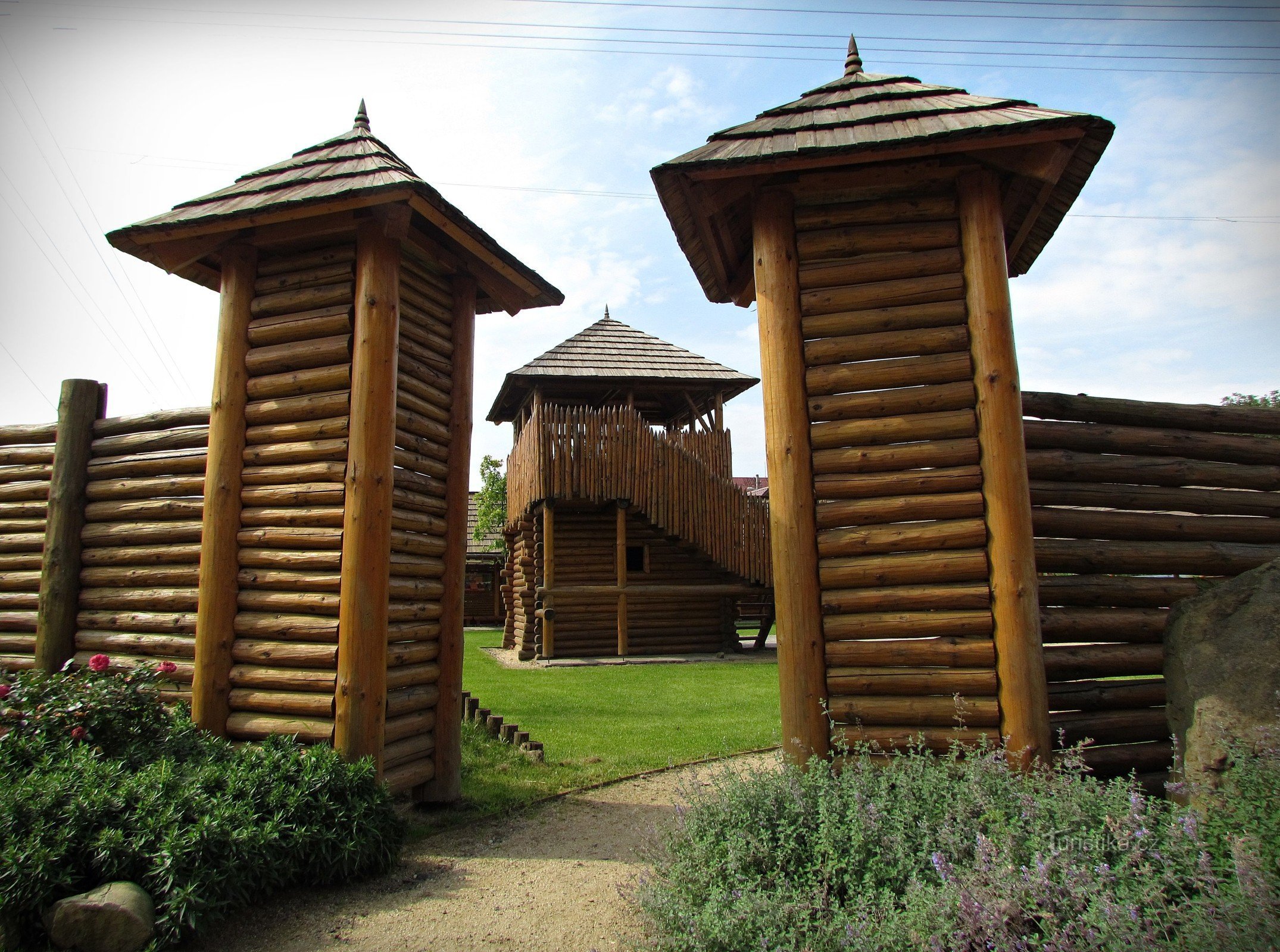 replica unui fort preistoric