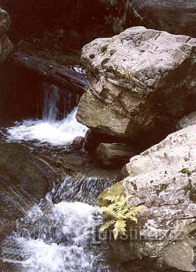 Rešov waterfalls