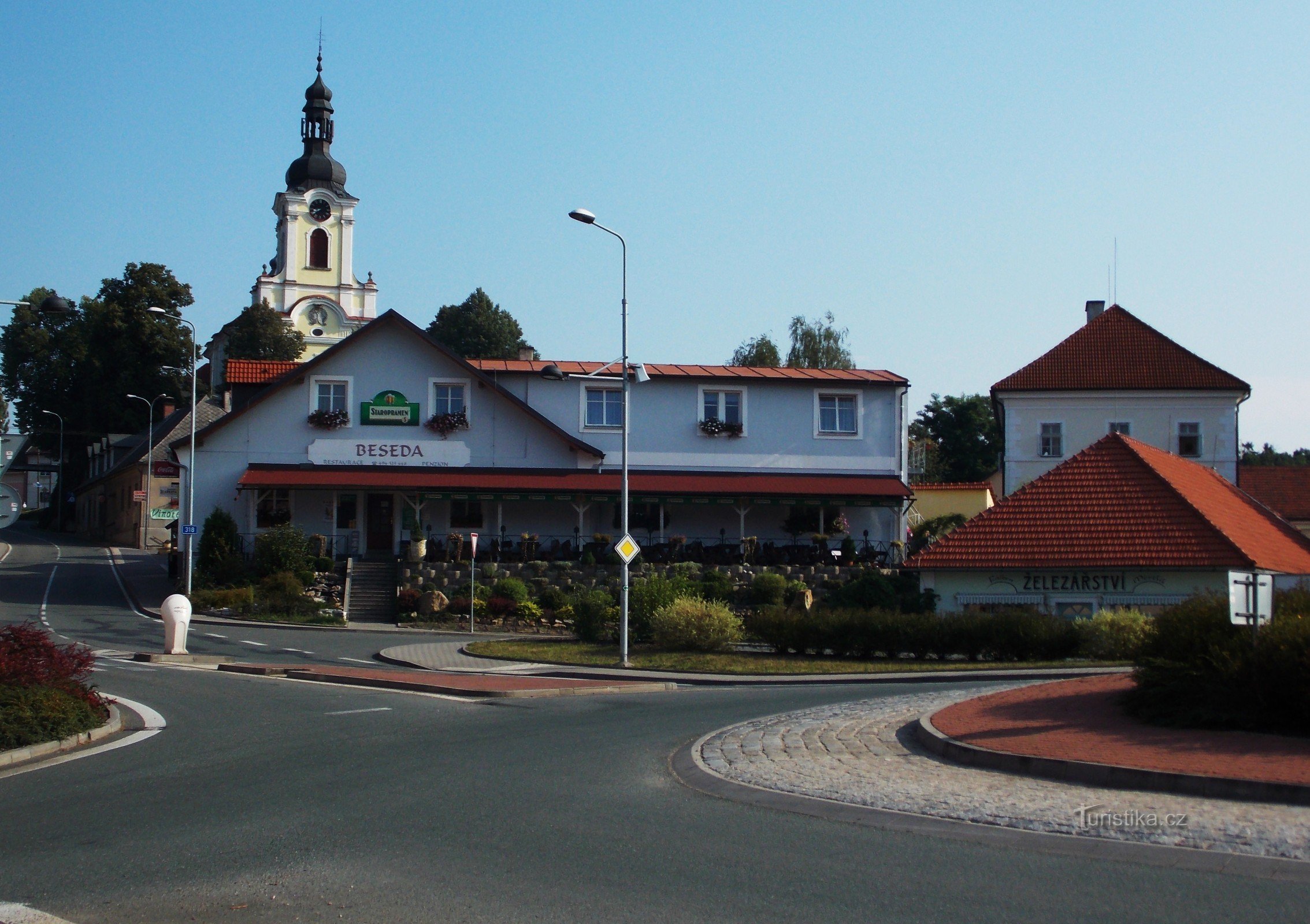 Nhà hàng và Pension Beseda ở Častolovice