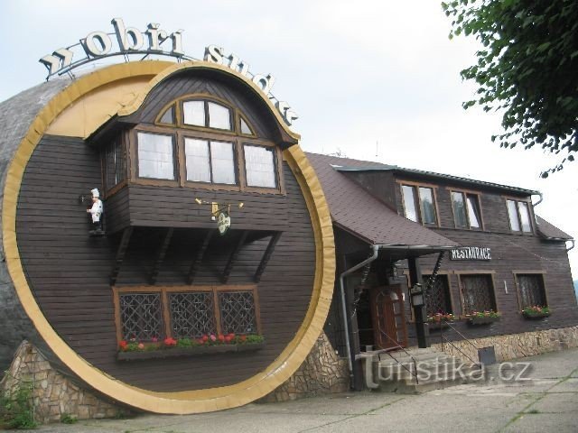 Restaurantul și sala de bal Giant Barrel