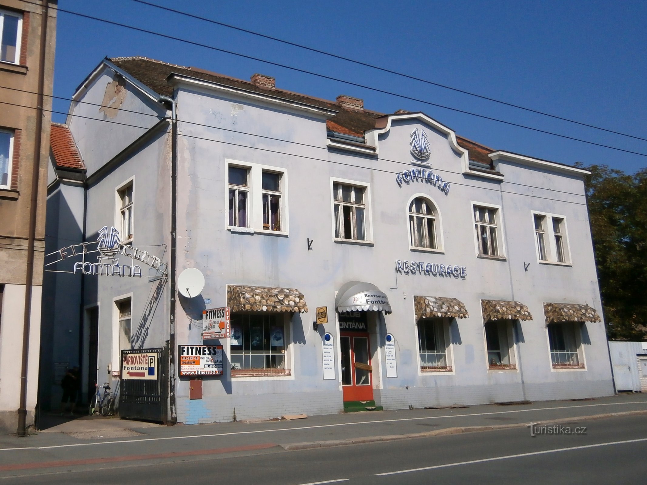 餐厅 Fontána (Hradec Králové, 17.9.2014/XNUMX/XNUMX)