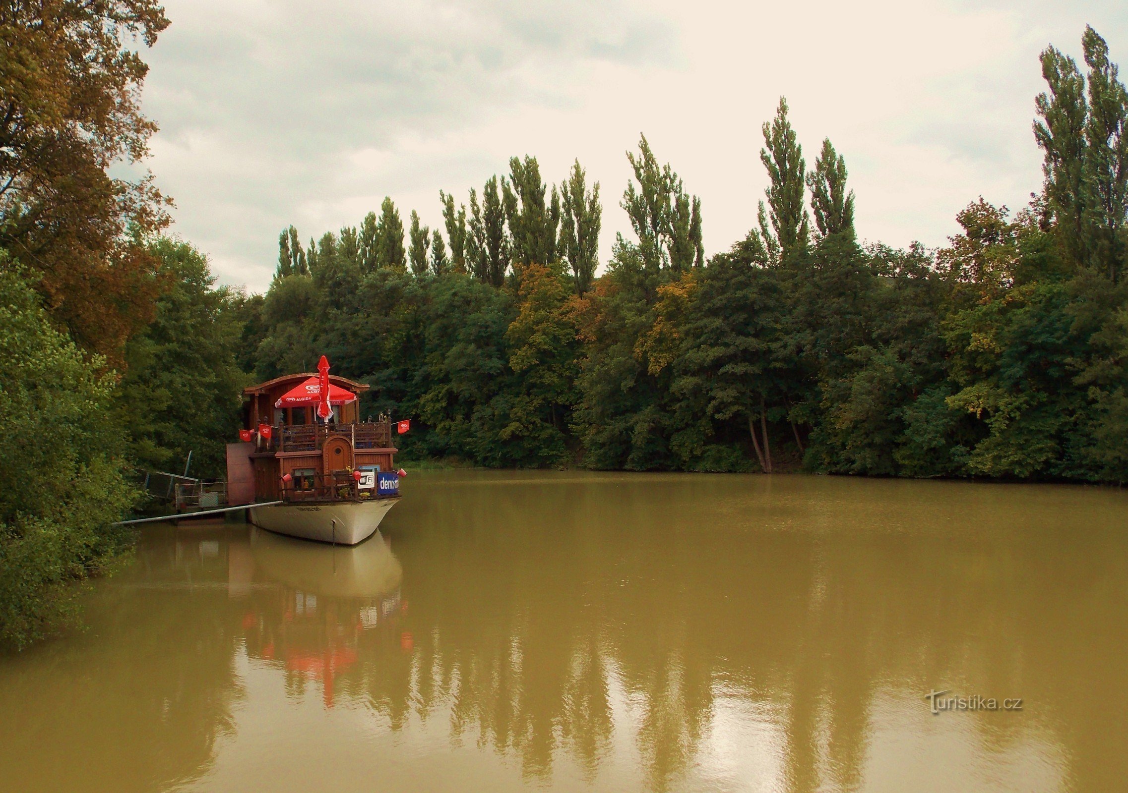 Restaurant on a cruise ship - attractiveness of Zlín