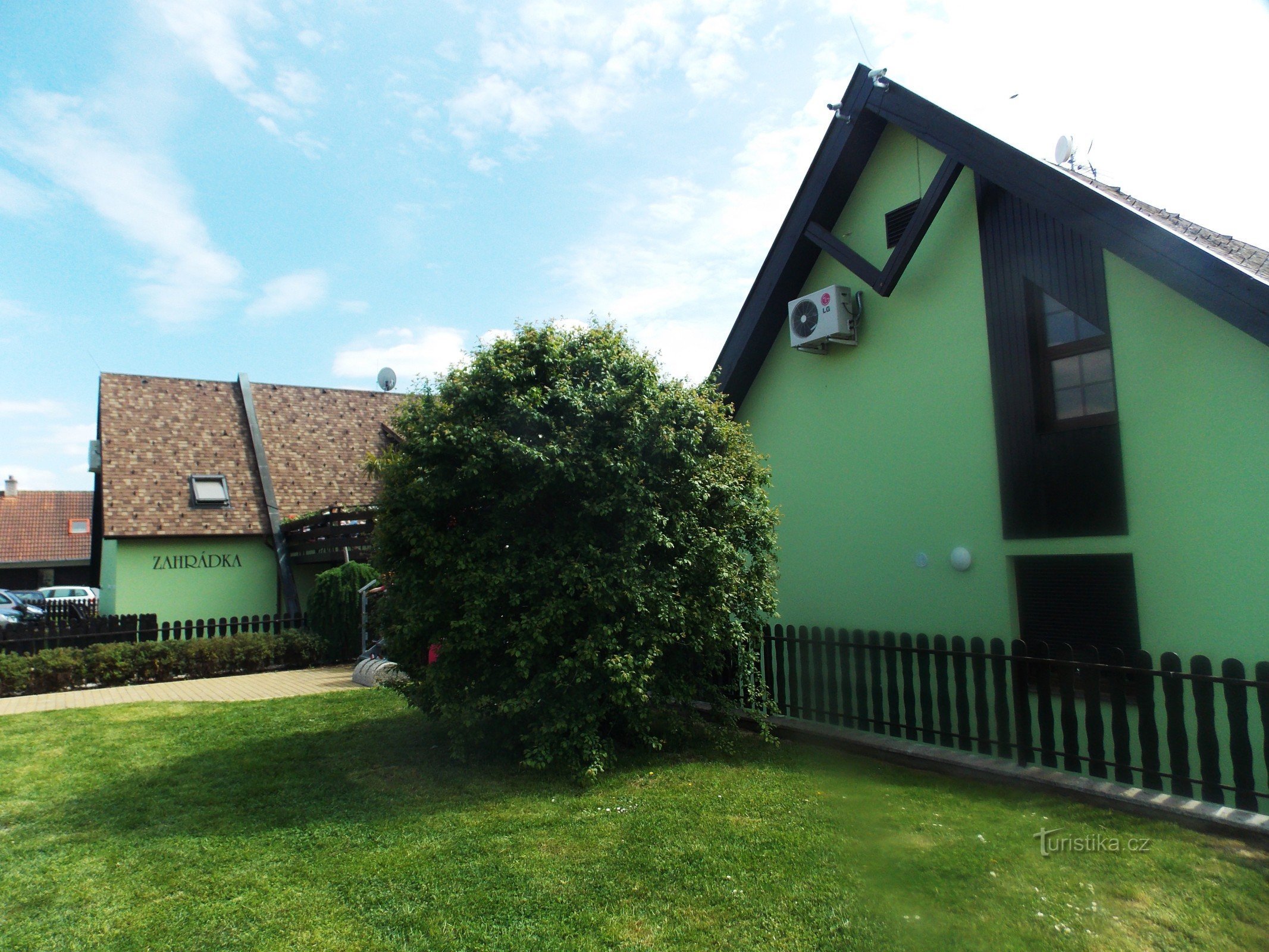 Restaurant - boarding house in Lešná u Zlína