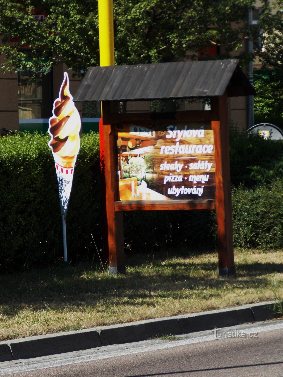 Restauracja z cukiernią U Tonka w Vizovicach