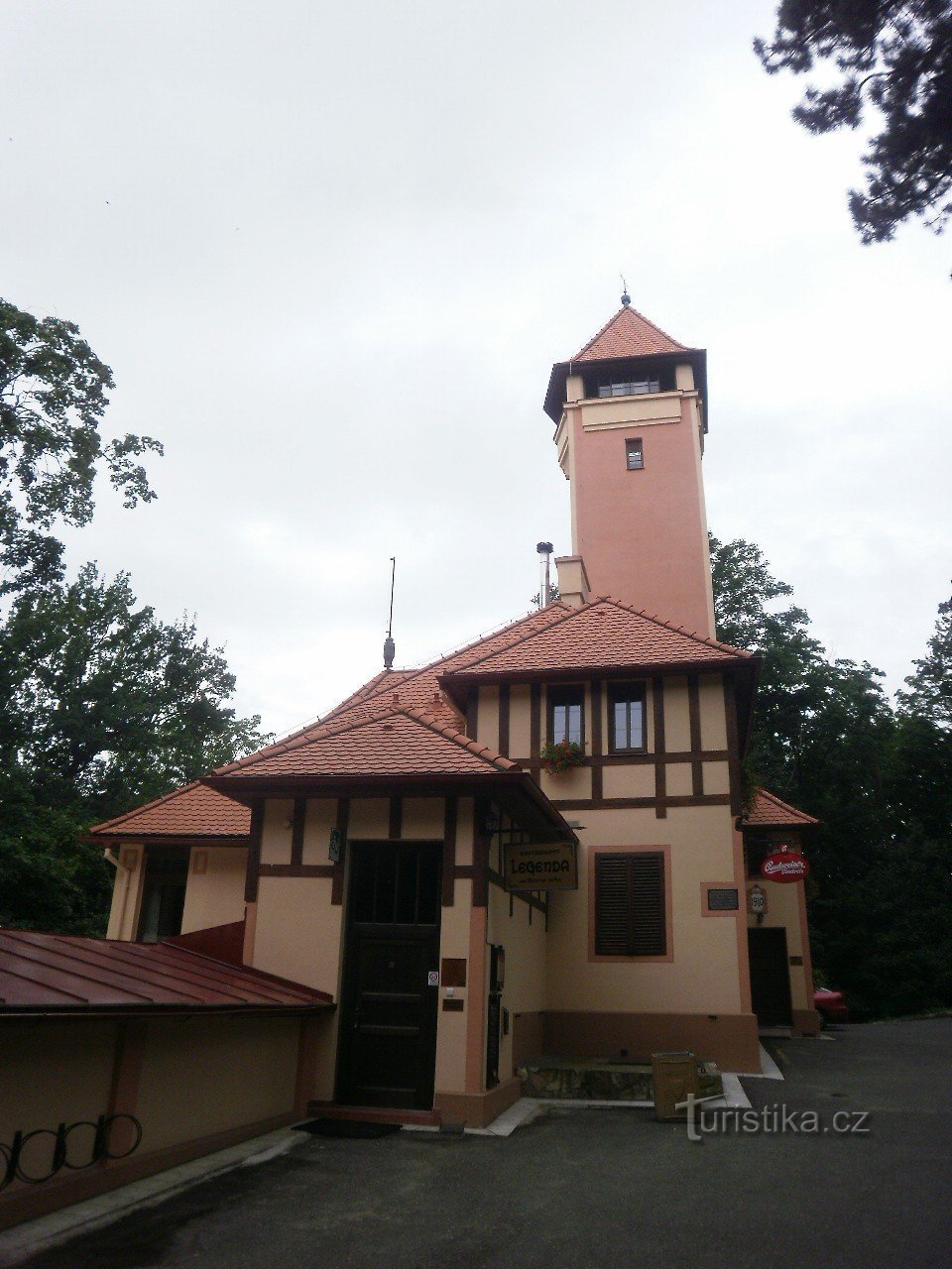 ristorante con torre di osservazione a Mostná hora