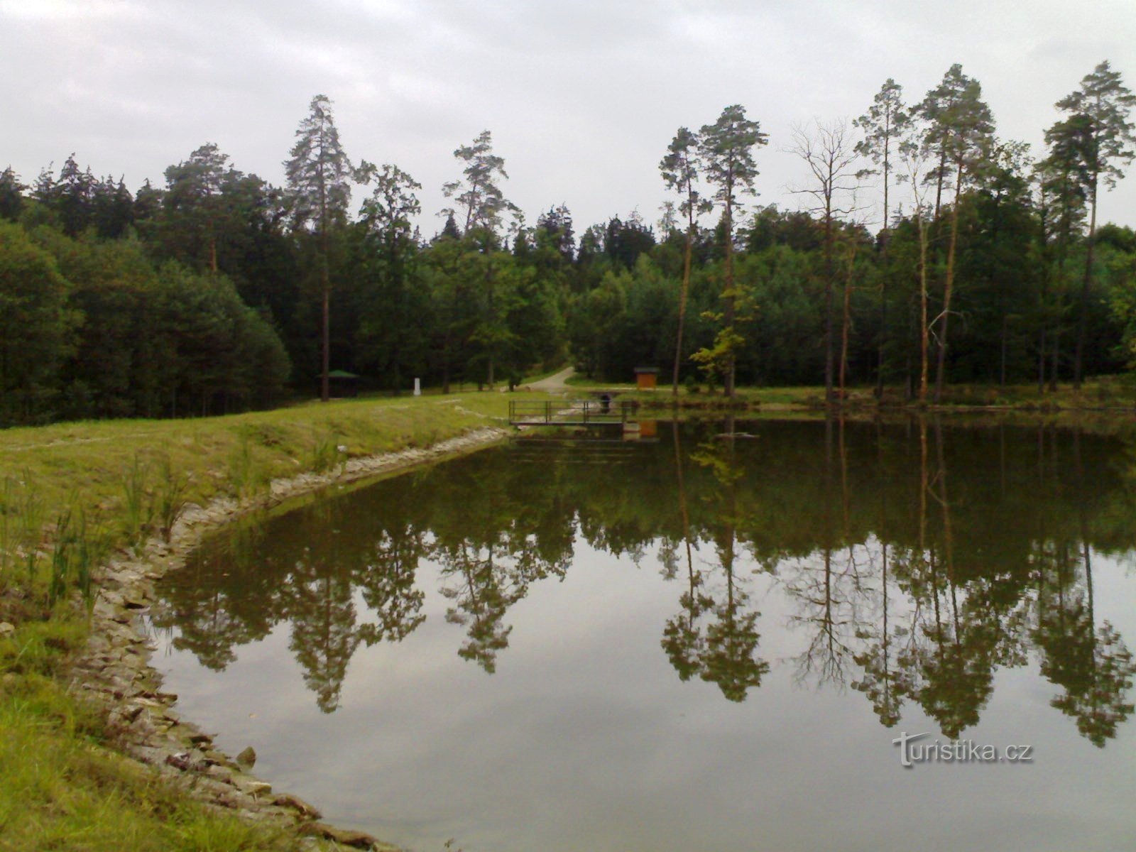 Retentionsreservoir Cesta myslivců - Hradecké lesy