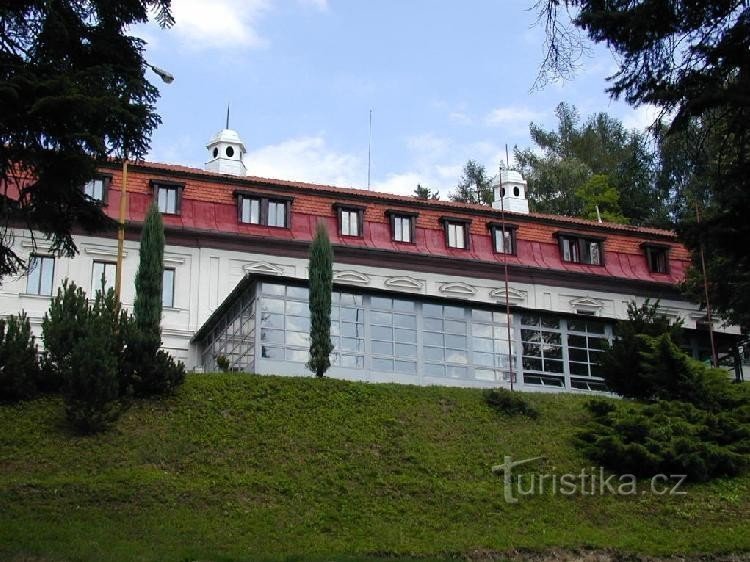 Ancienne station thermale de Rezek