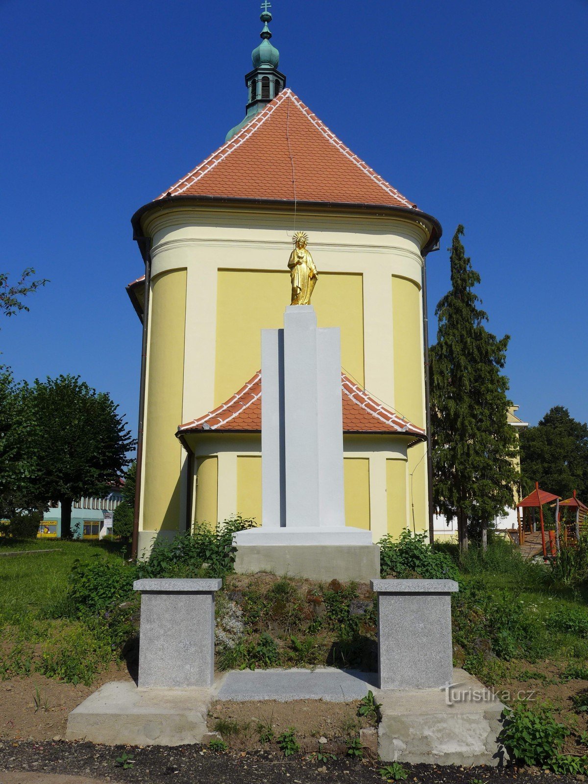 Říčany - kirken St. Peter og Paul