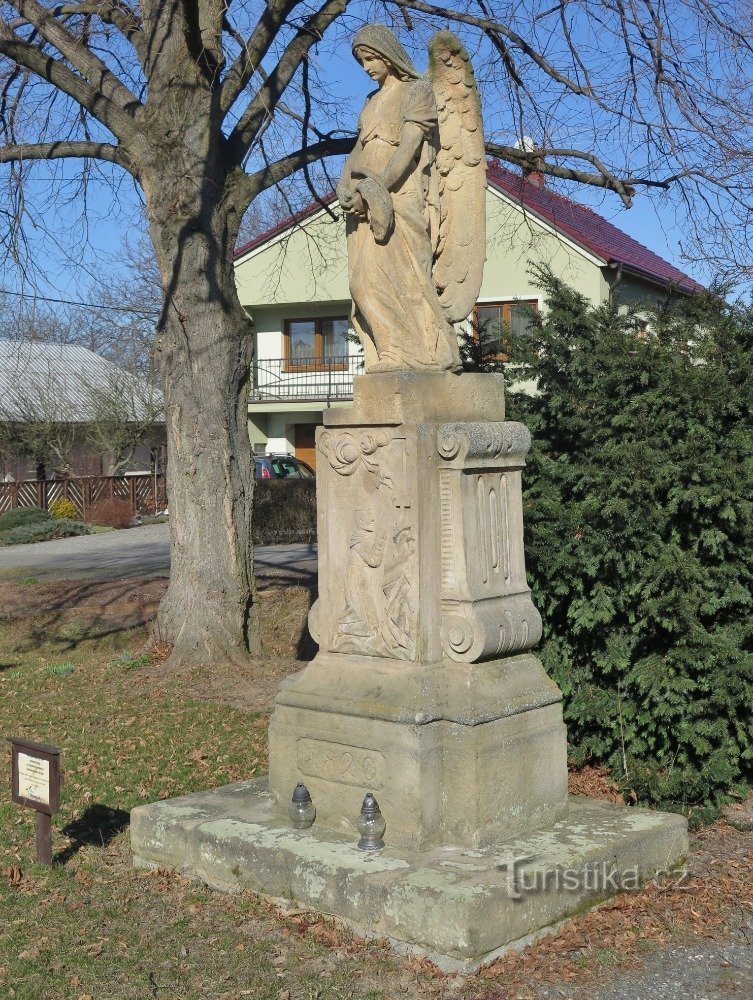 Förare - staty av en ängel