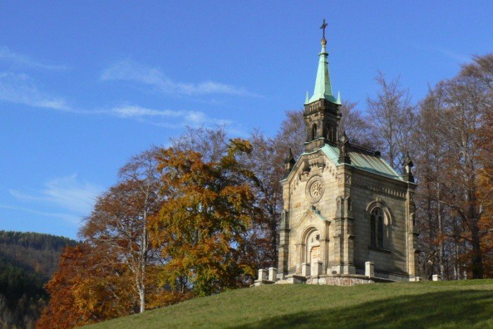 Riedl's tomb