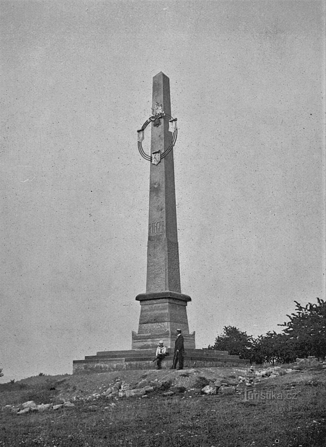 Riegrov obelisk (Hořice, 1907.)