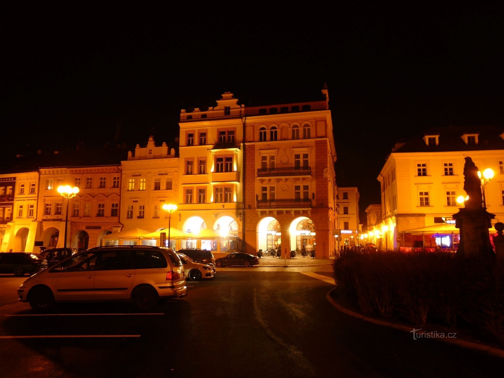 Γωνία Velké náměstí και Špitálská (Hradec Králové, 27.10.2018 Οκτωβρίου XNUMX)