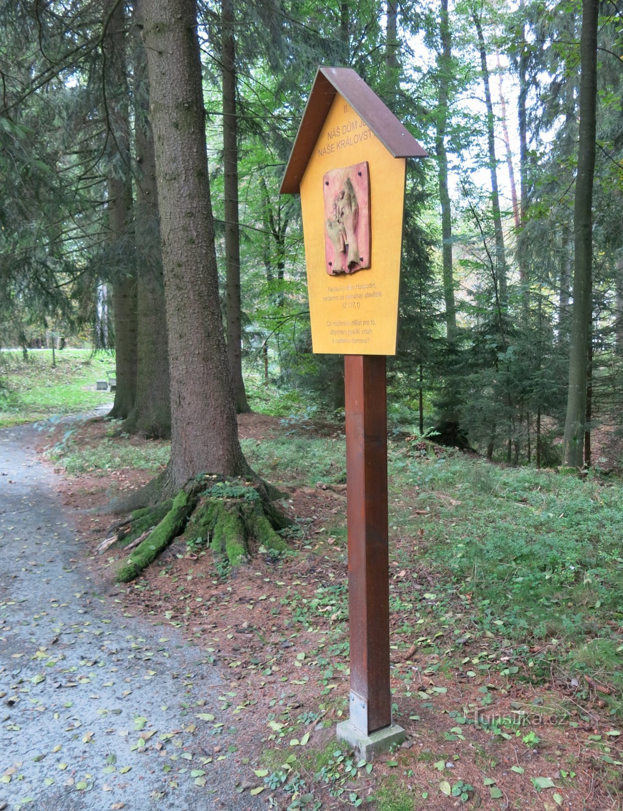 Rokole (Bohdašín) – Le chemin des maris et des femmes