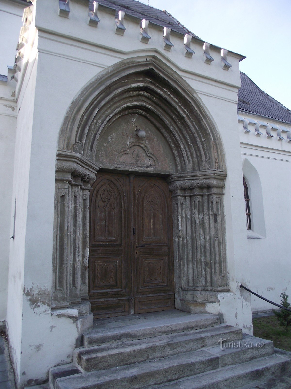 Román-gótikus portál
