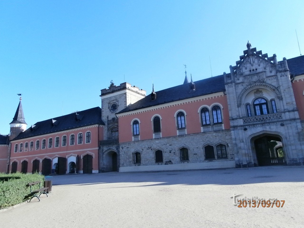 Romantisches Schloss Sychrov