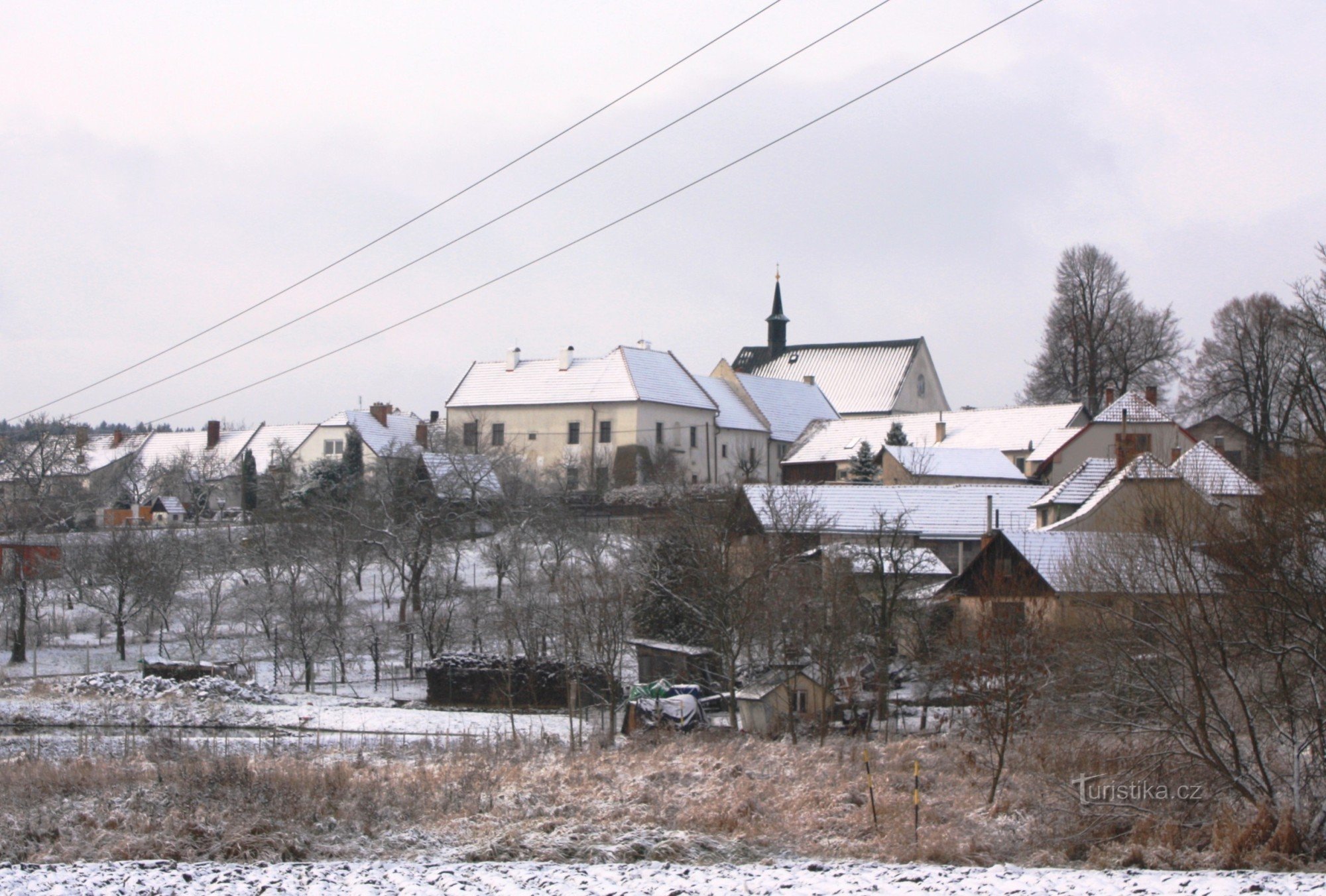 Ronov - celkový pohled na obec