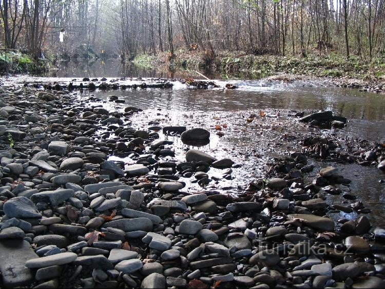 Ropičanka: Ropičanka nad miejscowością Střítěž