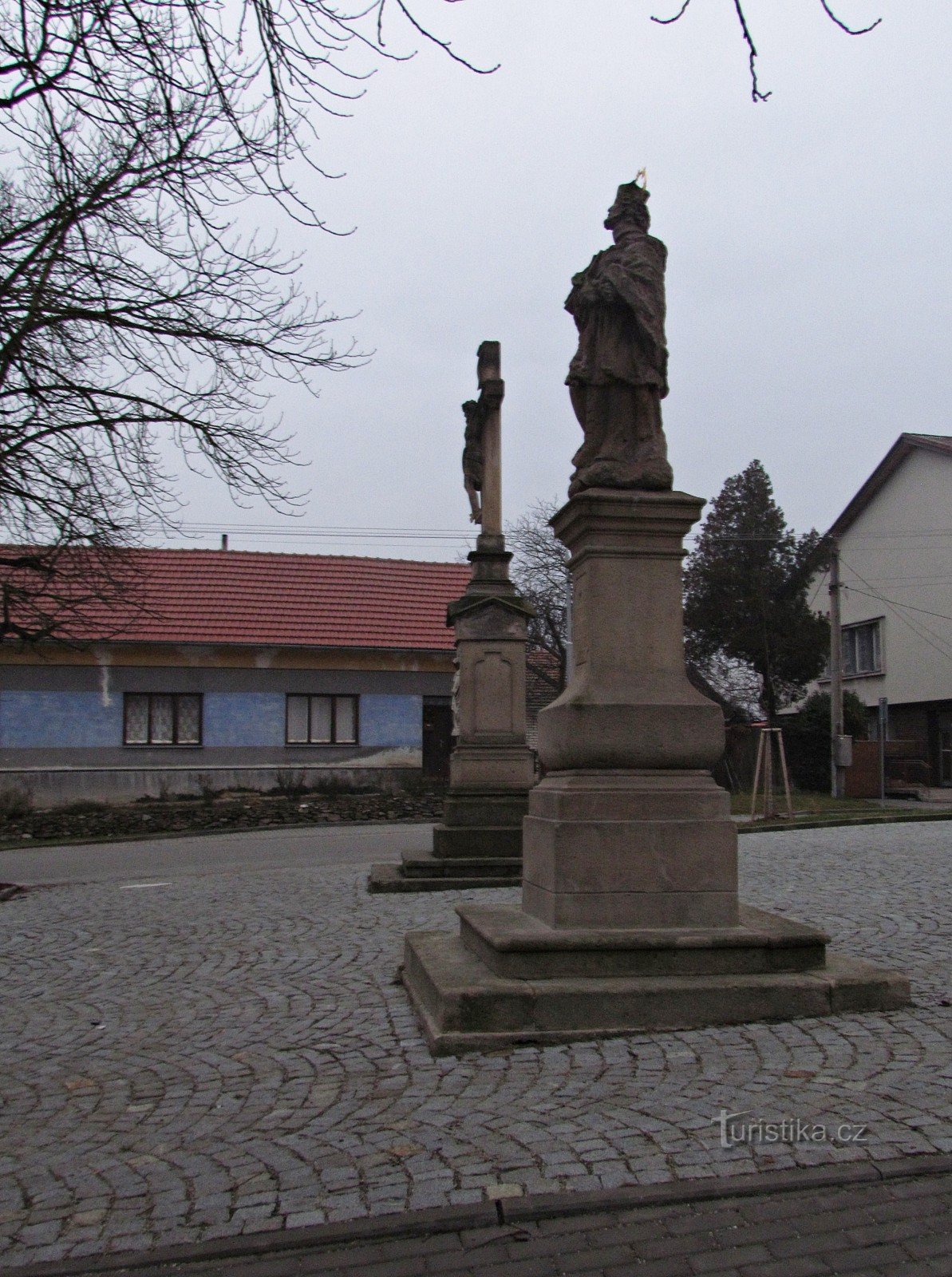 Rostín - Pfarrkirche St. Anna