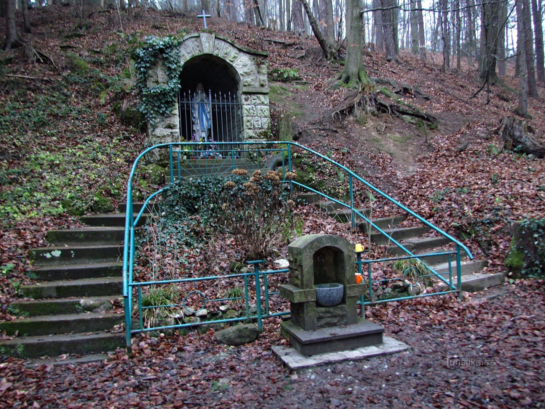 Rostín - Cappella della foresta